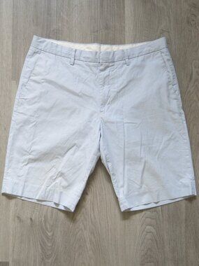 Uniqlo White Blue Stripe Cotton Classic Casual Short - Size Large